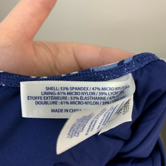 Vineyard Vines Blue and White One Piece Swimsuit - Picture 7 of 8